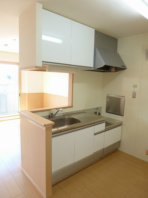 キッチン　303号室です