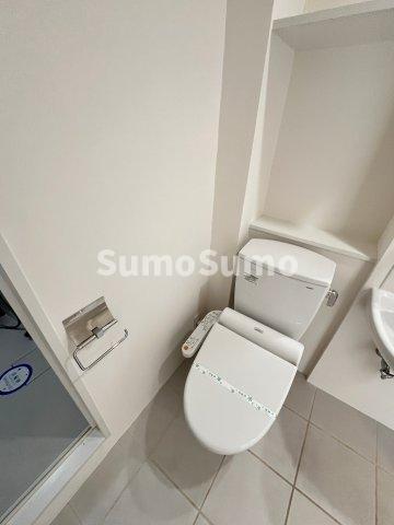 トイレ　落ち着いたトイレです