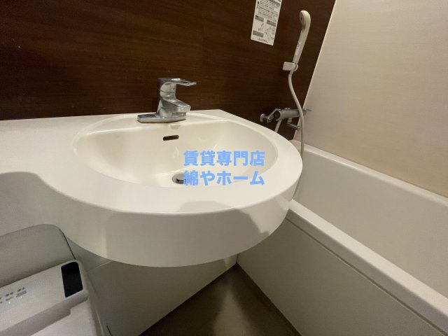 洗面設備　使いやすい洗面所です