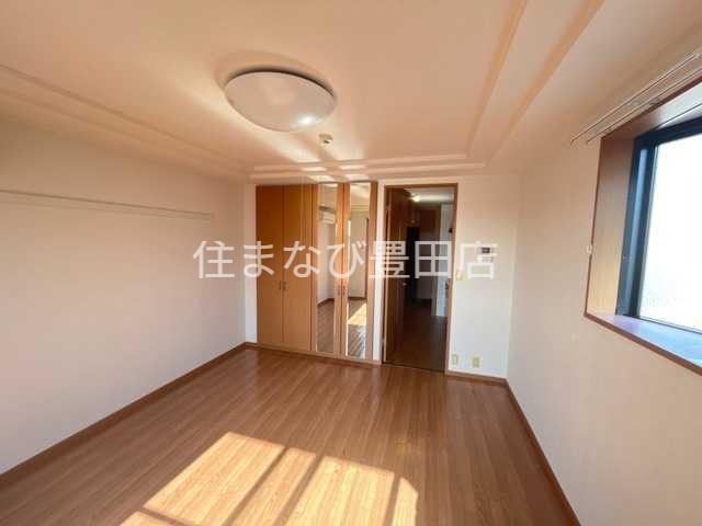 居室・リビング　同型別部屋写真