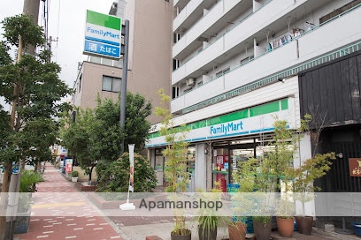 コンビニ　ファミリーマート本所立川三丁目店（コンビニ）まで166m