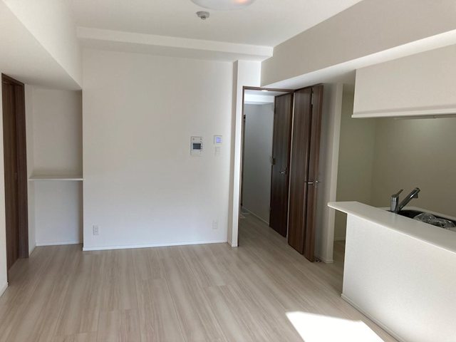 居室・リビング　室内