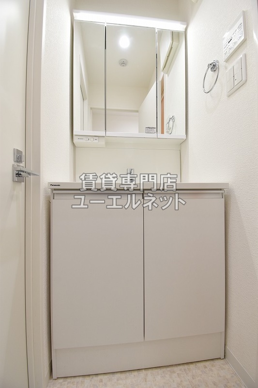 洗面設備　独立洗面台