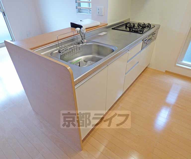 キッチン　広いキッチンです。