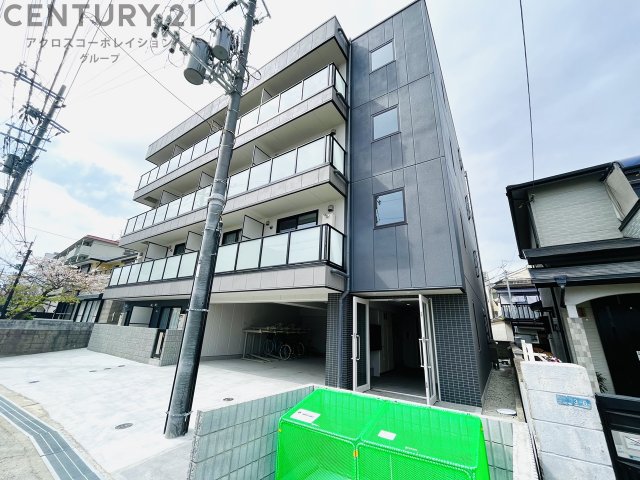 建物外観　オートロック、宅配ボックス完備☆