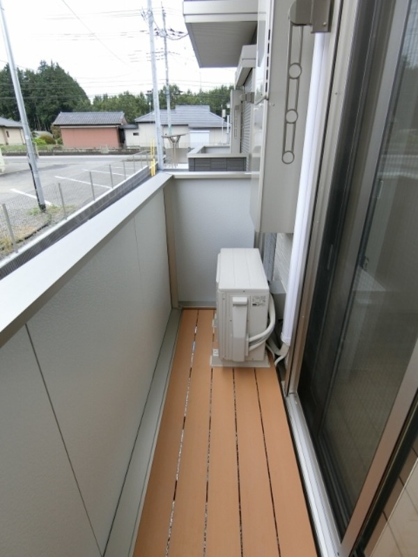 バルコニー　図面と現状に相違がある場合には現状を優先