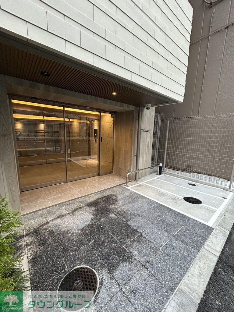 エントランス　庭