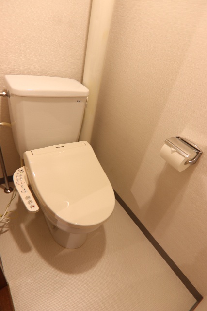 トイレ　別室の参考写真です。※現況優先