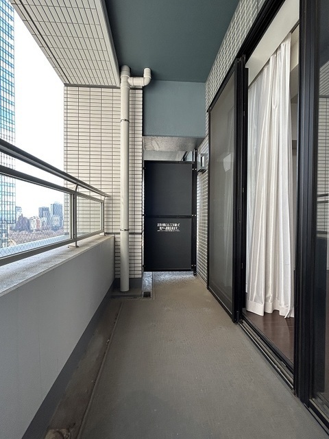 バルコニー　バルコニー