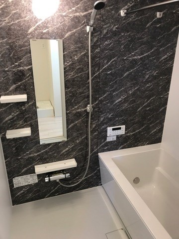 バス・シャワールーム　ゆったりくつろげるお風呂