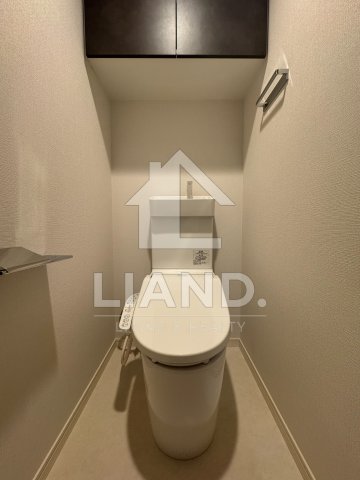 トイレ　シーズンフラッツ渡辺通