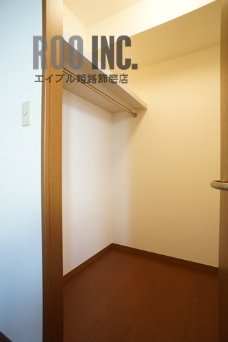 洗面設備　写真は反転のお部屋です