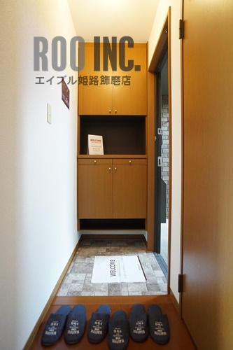 収納　写真は反転のお部屋です