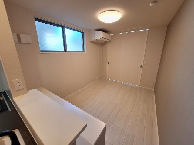 居室・リビング　★アクセントクロスがおしゃれなリビング★