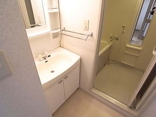 洗面設備　広い洗面スペース