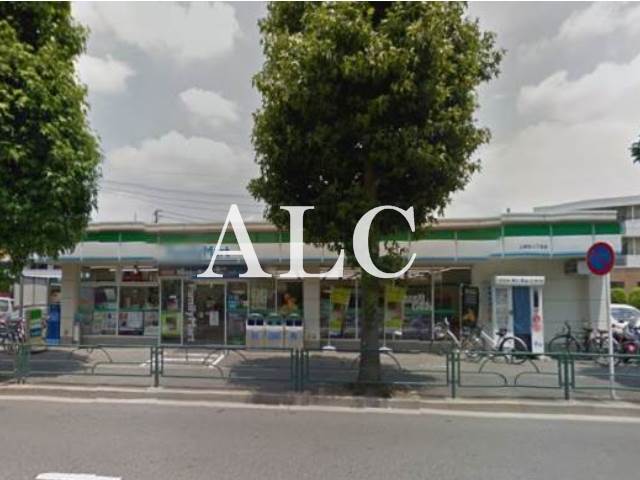 コンビニ　ファミリーマート上鷺宮二丁目店（コンビニ）まで221m