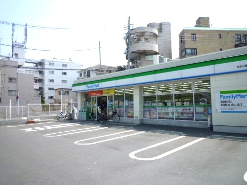 コンビニ　ファミリーマート本牧公園前店（コンビニ）まで1005m