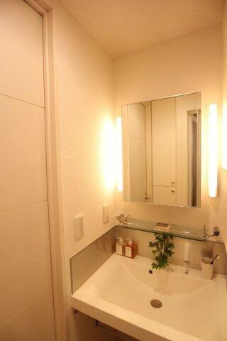 洗面設備　※参考写真