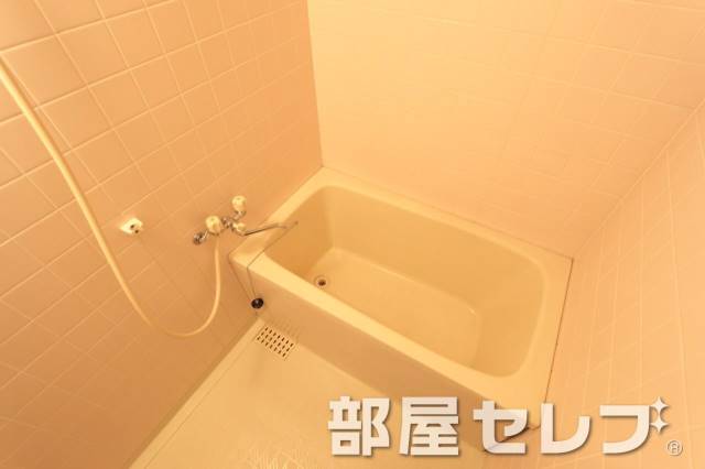 バス・シャワールーム　お風呂でゆっくりと。