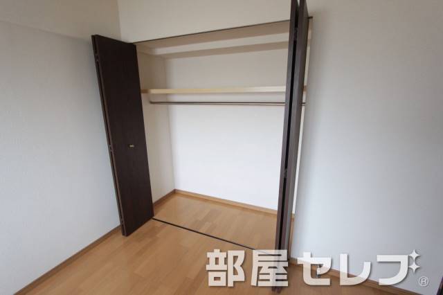 収納　各部屋に収納あります。