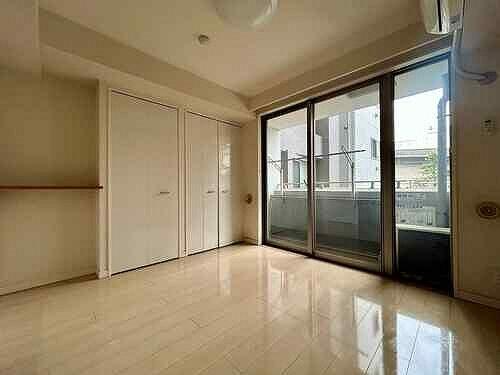 居室・リビング　居室