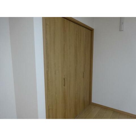 収納　ハンガーラック付きで楽々収納♪