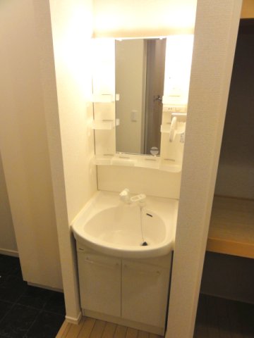 洗面設備　独立洗面化粧台