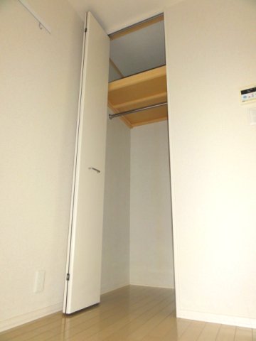 収納　クローゼット