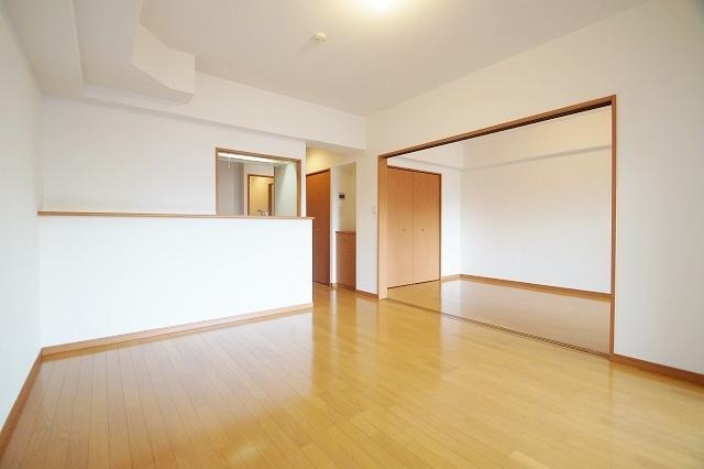 居室・リビング　物件の画像3