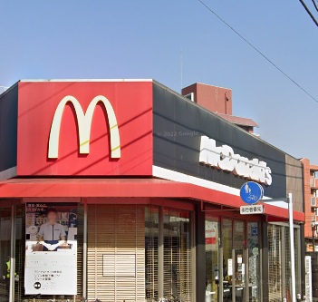 飲食店　マクドナルド氷川台駅前店（飲食店）まで439m