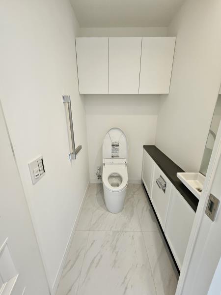 トイレ　トイレもきれいです