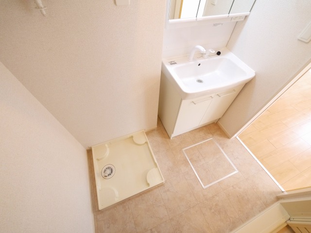 洗面設備　忙しい朝には欠かせない洗面所です