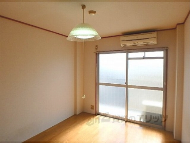 居室・リビング　洋室