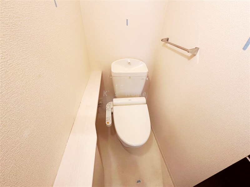 トイレ　洗濯機置場