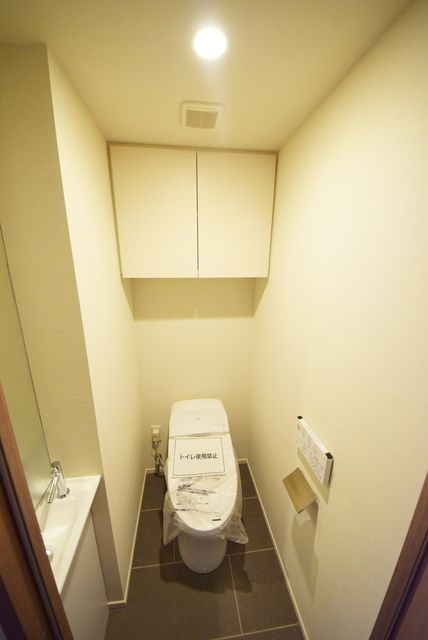 トイレ　※別部屋の参考写真です。