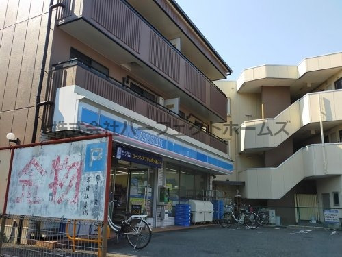 コンビニ　ローソン 枚方甲斐田店（コンビニ）まで441m