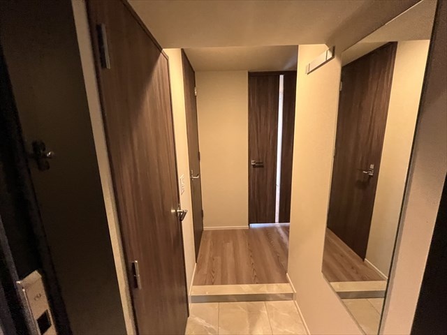玄関　※別部屋写真参照
