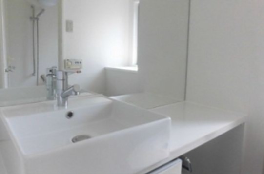 洗面設備　※同仕様写真含む