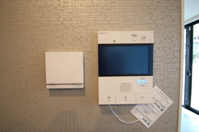 セキュリティ　※同物件、他のお部屋の写真です。