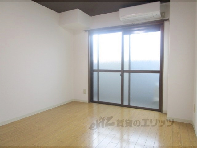 居室・リビング　洋室