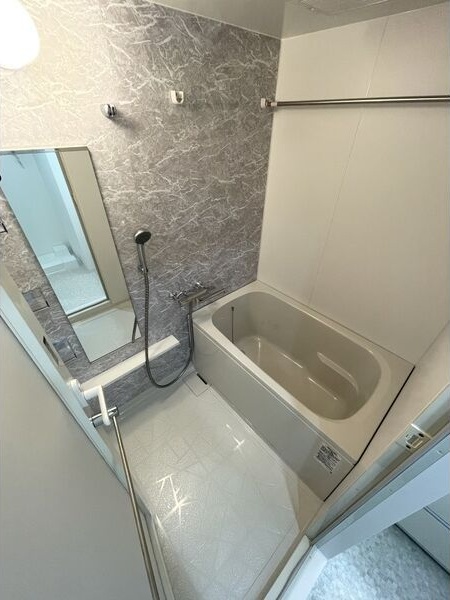 バス・シャワールーム　お風呂で日々の疲れを落としましょう