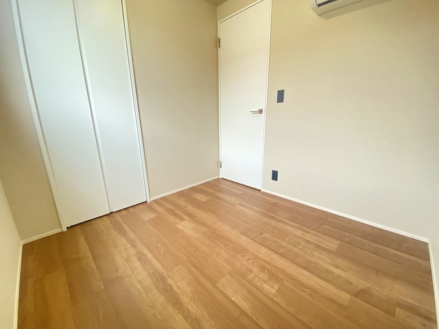 収納　洋室３．２帖　２０２５年１０月撮影