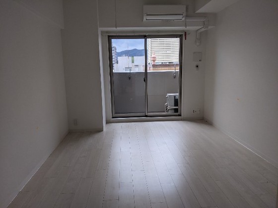 居室・リビング　※別部屋の写真です