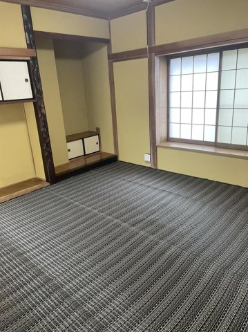 居室・リビング　和室から洋室化しました。