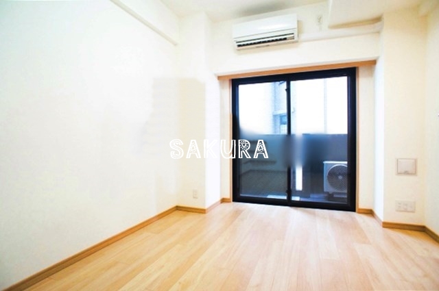 居室・リビング　使いやすい形の為、レイアウトを楽しめます♪