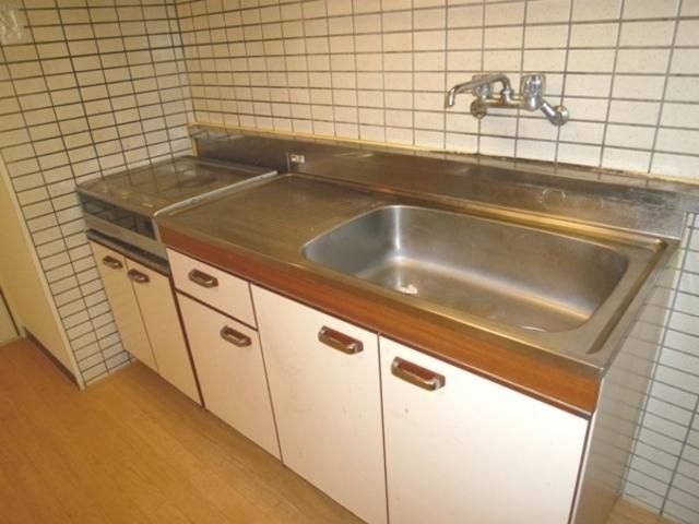 キッチン　※別部屋参考写真です