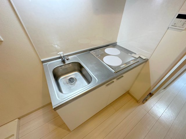 キッチン　ＩＨコンロなのでお掃除らくらく