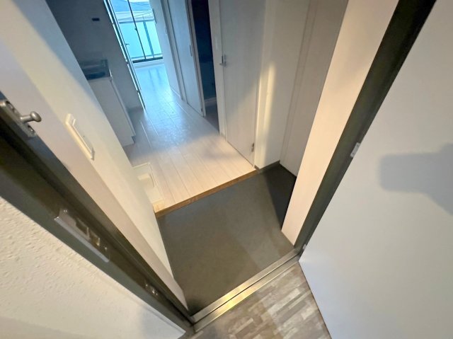 玄関　玄関が大きいと、とても解放感があります。