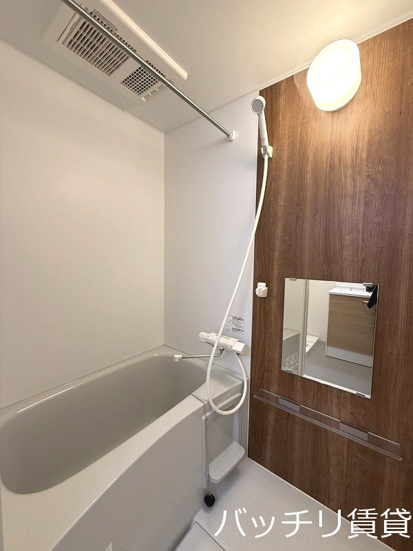 バス・シャワールーム　建築中の為　同型タイプ現状優先