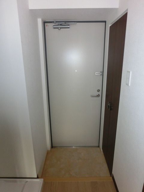 玄関　シューズボックス付